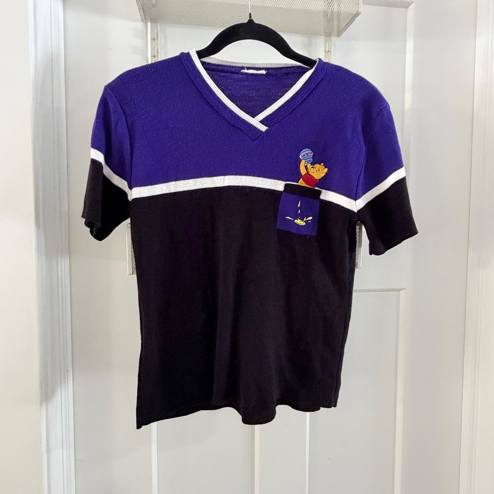 Vintage Women's Winnie the Pooh Honey Pocket V Neck T Shirt Sweater Purple